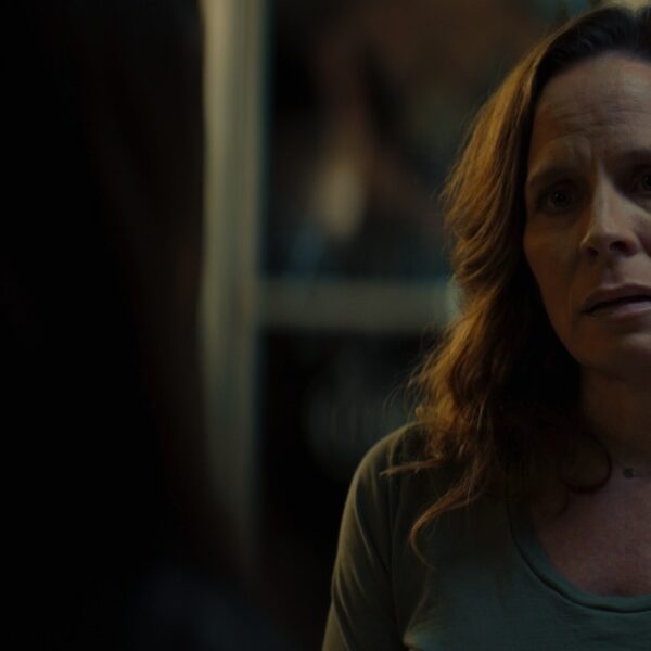 Fotograma de la película Finding Solace 2